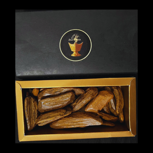 بكج الاعواد والمسك ( 1 عود VIP + عود الفخامة + مسك الطهارة + مسك البوردة + مسك العروس )