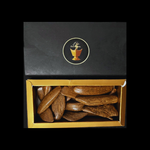 بكج الاعواد والمسك ( 1 عود VIP + عود الفخامة + مسك الطهارة + مسك البوردة + مسك العروس )